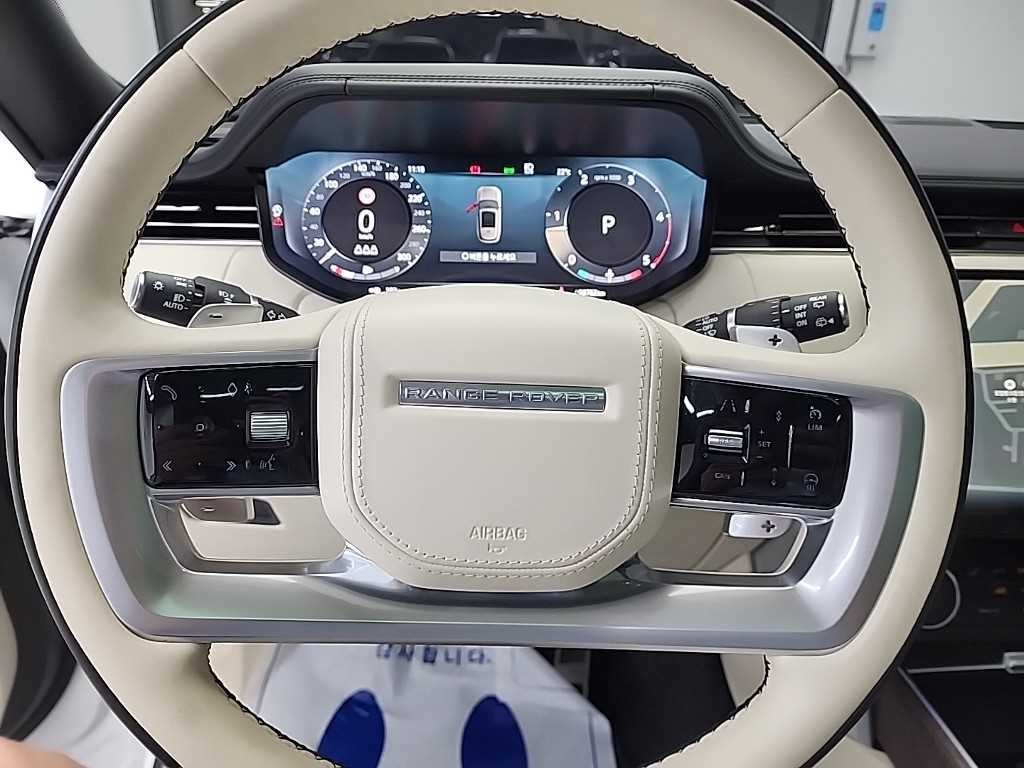 랜드로버 레인지로버 레인지로버 5세대 3.0 D350 SWB 오토바이오그래피 이미지 9