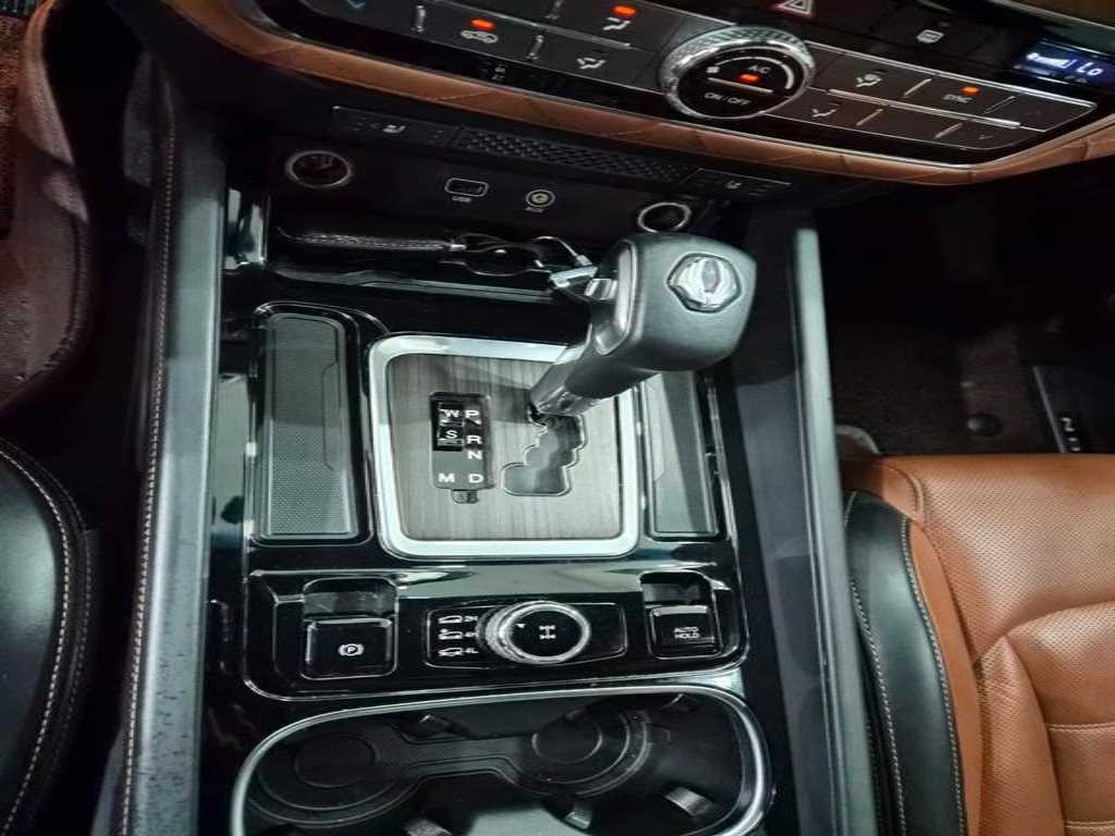 KG모빌리티(쌍용) 렉스턴 G4렉스턴 디젤 2.2 4WD 헤리티지 이미지 14