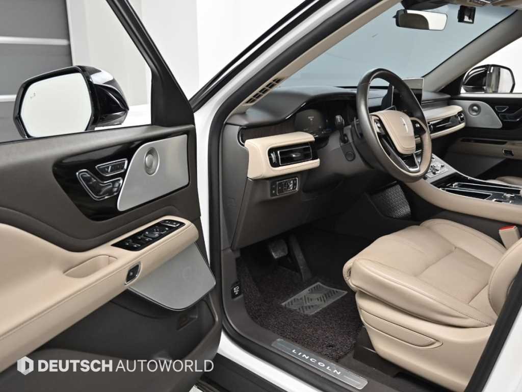 링컨 에비에이터 에비에이터 2세대 3.0 PHEV GT AWD 이미지 11