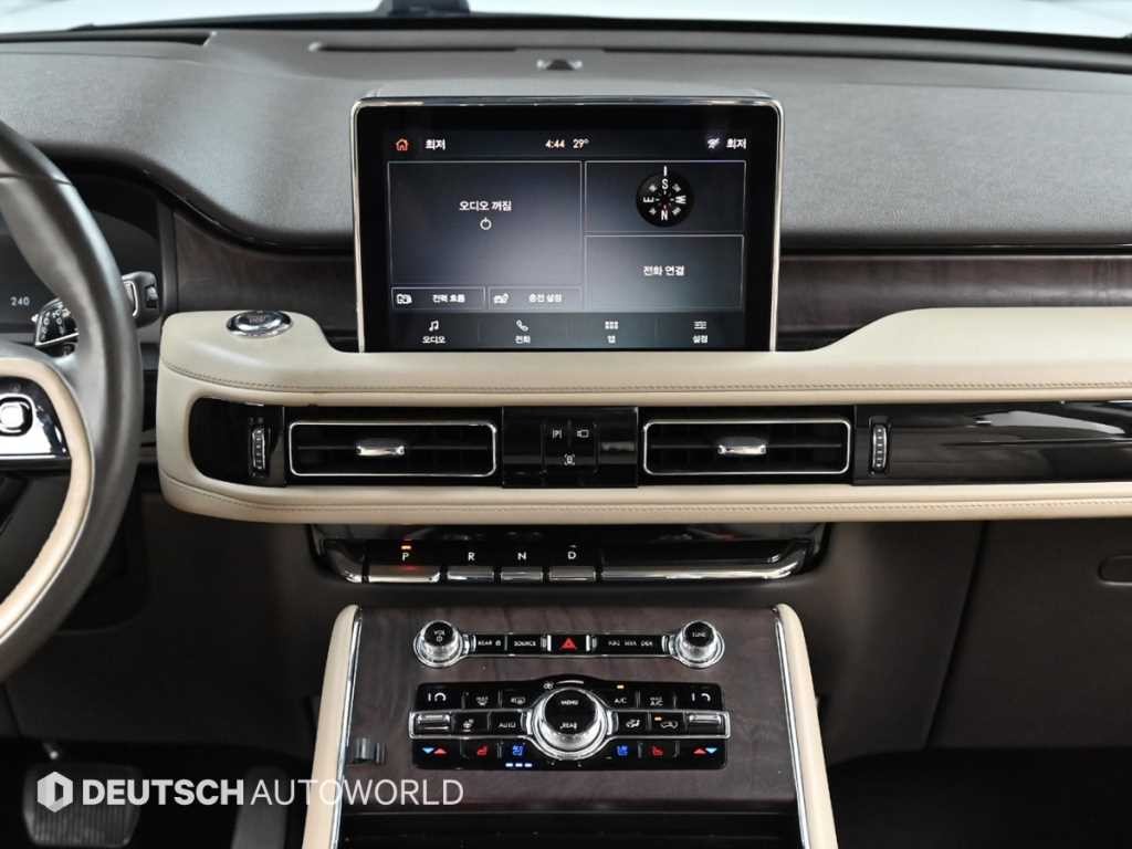 링컨 에비에이터 에비에이터 2세대 3.0 PHEV GT AWD 이미지 14