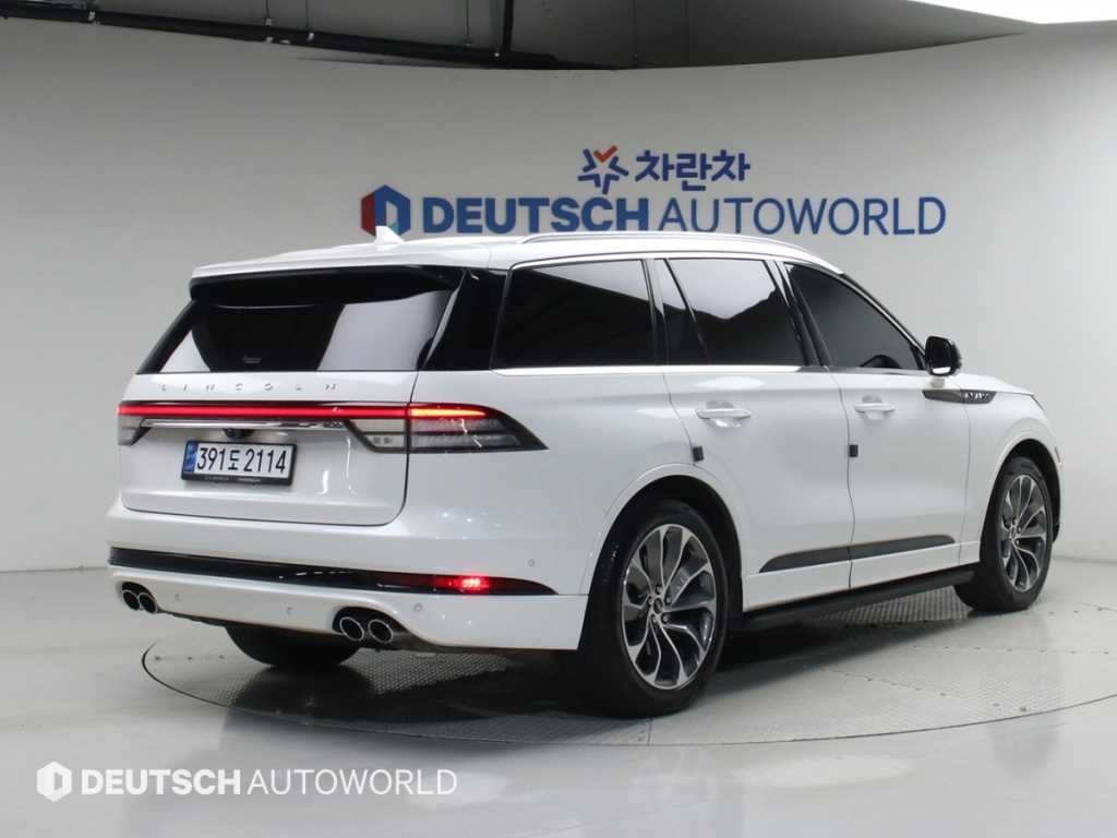 링컨 에비에이터 에비에이터 2세대 3.0 PHEV GT AWD 이미지 2