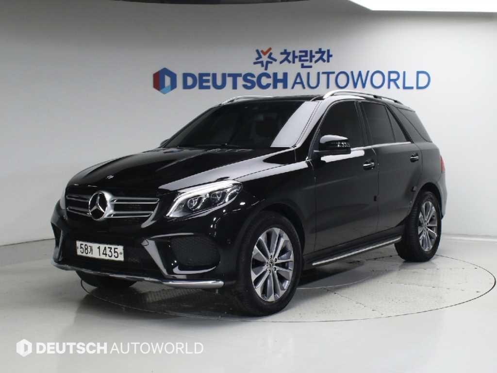 벤츠 GLE 클래스 GLE 클래스 W166 GLE 350 d 4MATIC 이미지 1