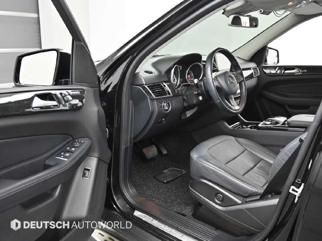 벤츠 GLE 클래스 GLE 클래스 W166 GLE 350 d 4MATIC 이미지 11