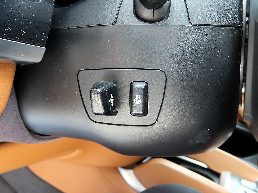 BMW X6 X6 (F16) M50 D 이미지 13