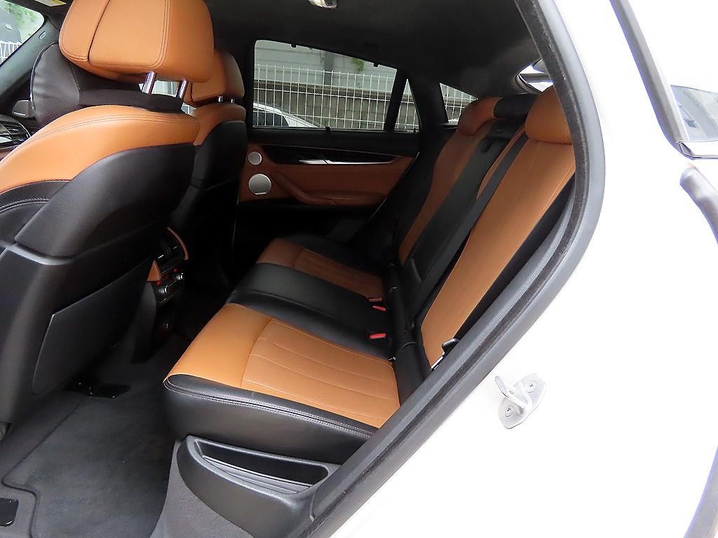 BMW X6 X6 (F16) M50 D 이미지 6