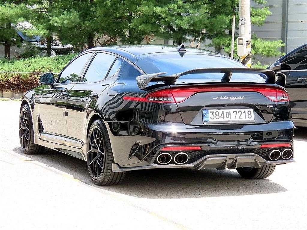 기아 스팅어 스팅어 마이스터 AWD 3.3 GT 아크로 에디션 이미지 3