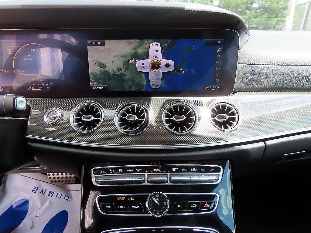 벤츠 E 클래스 E-클래스 W213 E400 4MATIC 쿠페 이미지 14