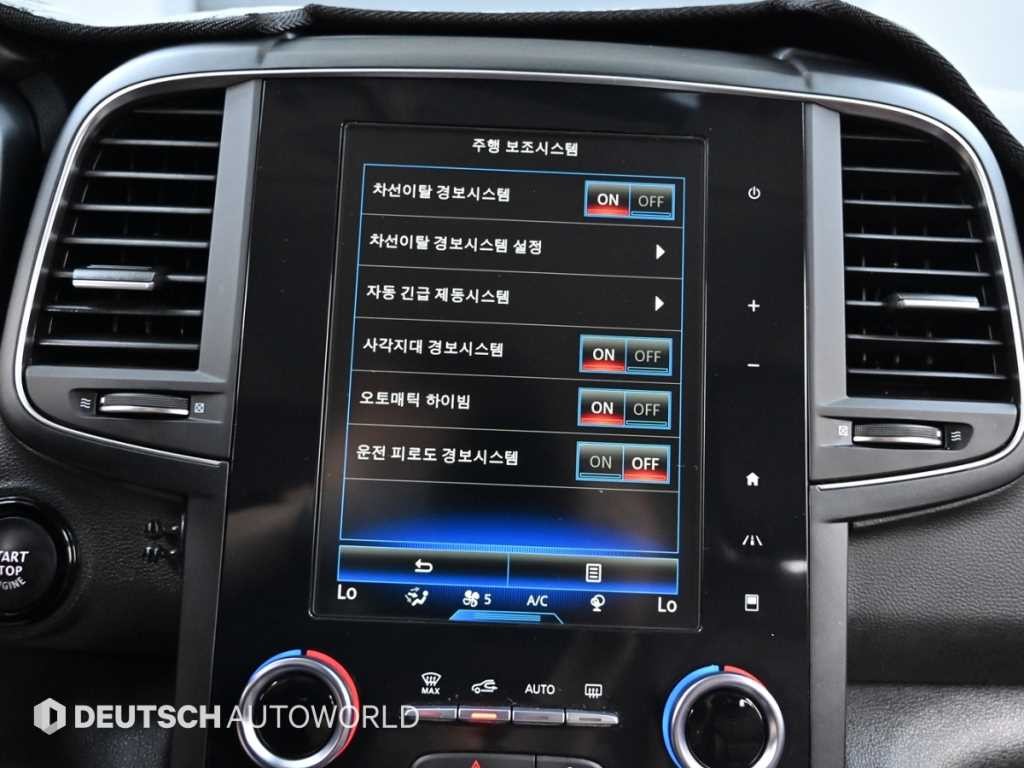 르노코리아(삼성) QM6 더뉴QM6 2.0 LPe RE 시그니처 2WD 이미지 17