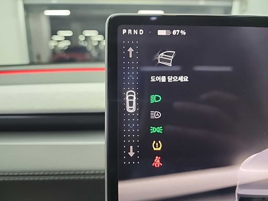 테슬라 모델 Y 롱 레인지 이미지 8