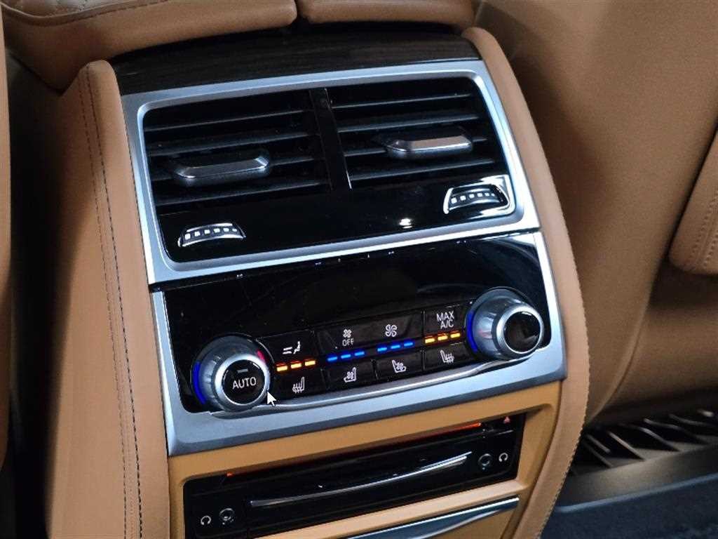 BMW 7시리즈 7시리즈 (G11) 740Li xDrive 디자인 퓨어 엑설런스 이미지 19