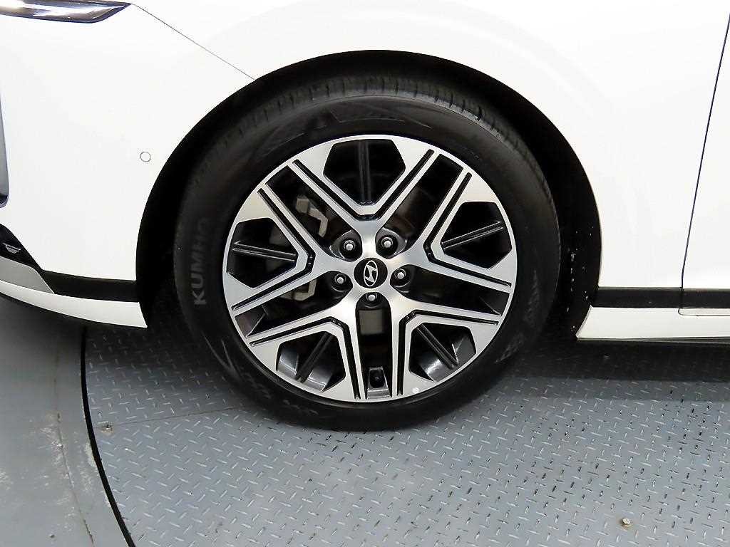 현대 그랜저 그랜저 (GN7) 가솔린 2.5 2WD 익스클루시브 이미지 20