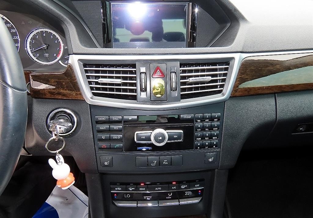벤츠 E 클래스 E-클래스 W212 E200 CGI 이미지 13
