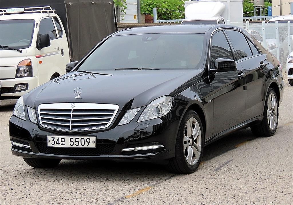 벤츠 E 클래스 E-클래스 W212 E200 CGI 이미지 2