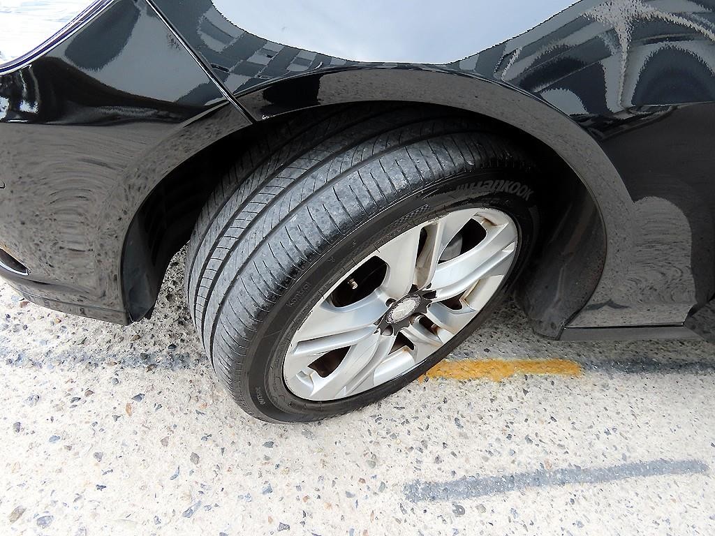 벤츠 E 클래스 E-클래스 W212 E200 CGI 이미지 20