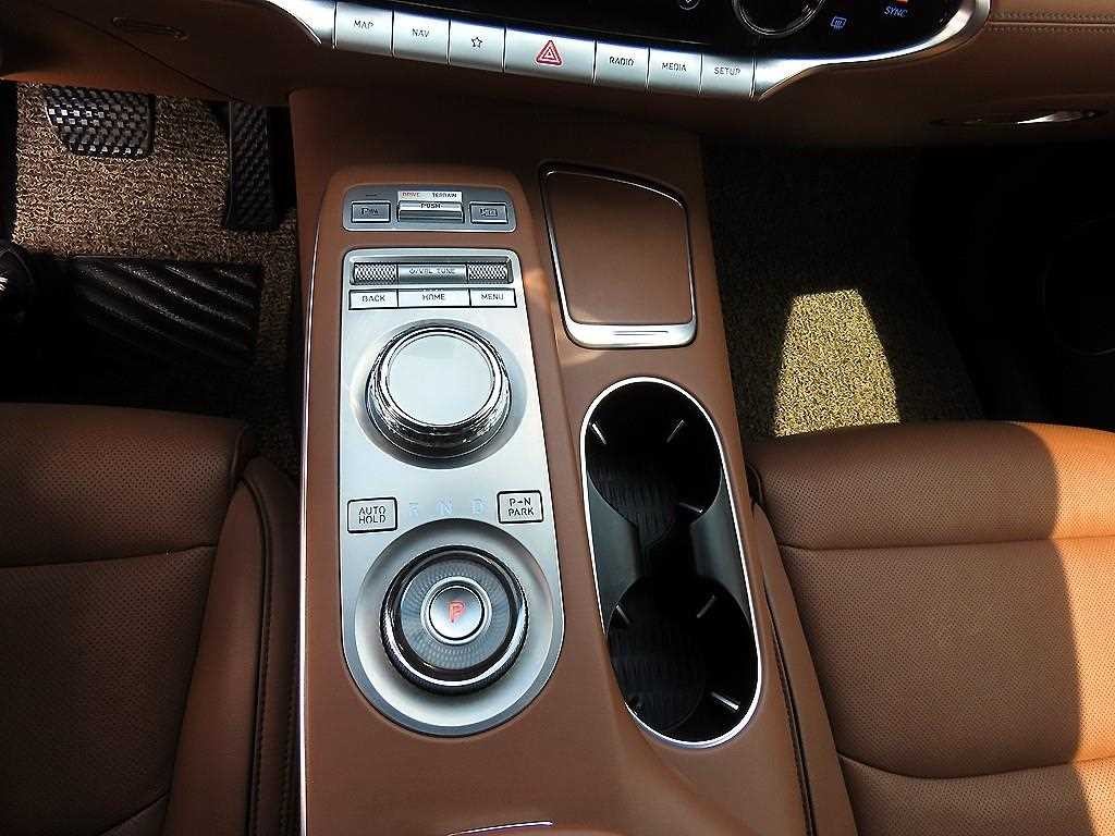 제네시스 GV70 2.5T 가솔린 AWD 이미지 10