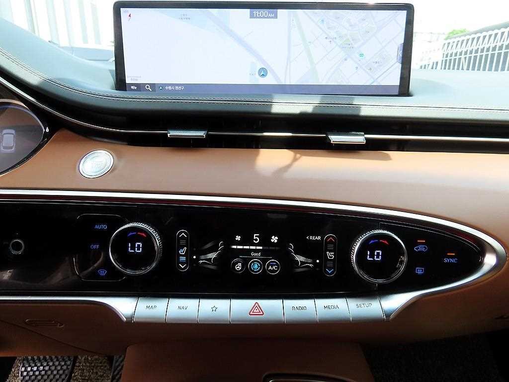 제네시스 GV70 2.5T 가솔린 AWD 이미지 13