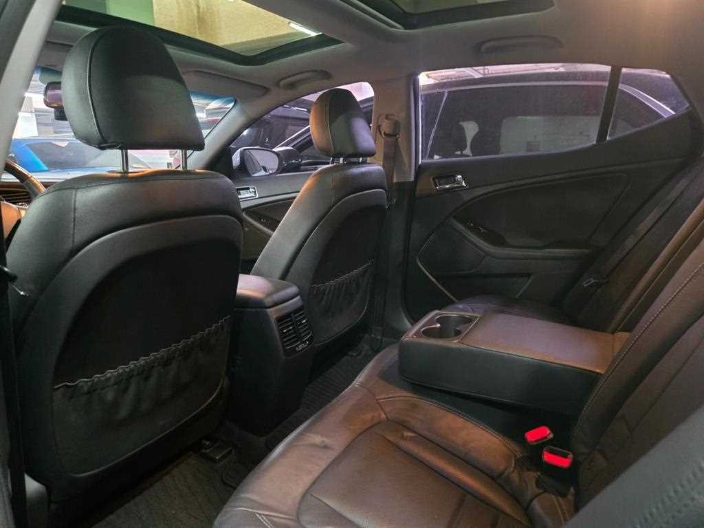기아 K5 2.0 노블레스 이미지 17