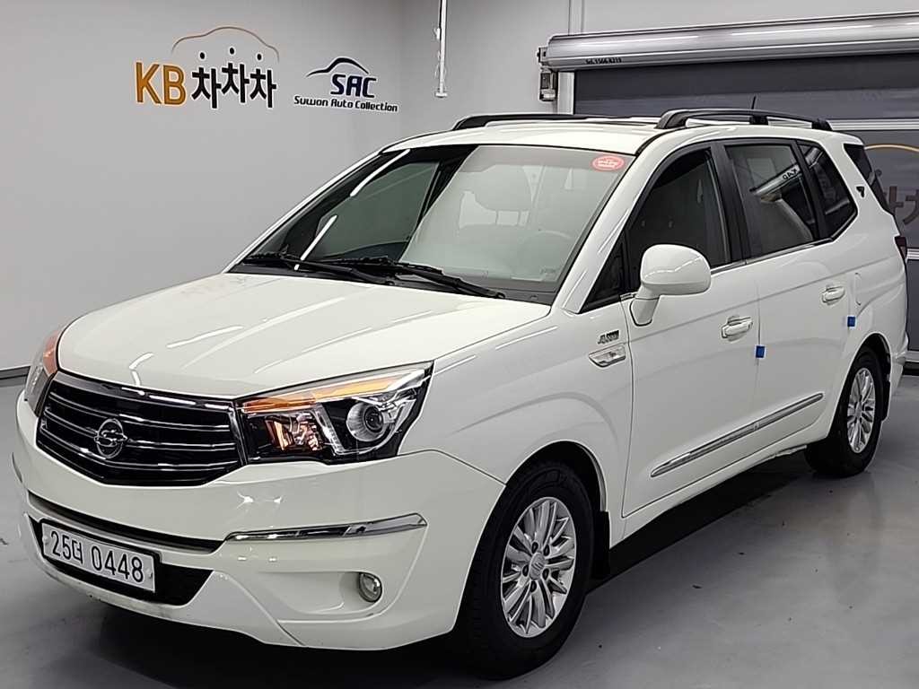 KG모빌리티(쌍용) 코란도 코란도투리스모 4WD TX 9인승 이미지 1