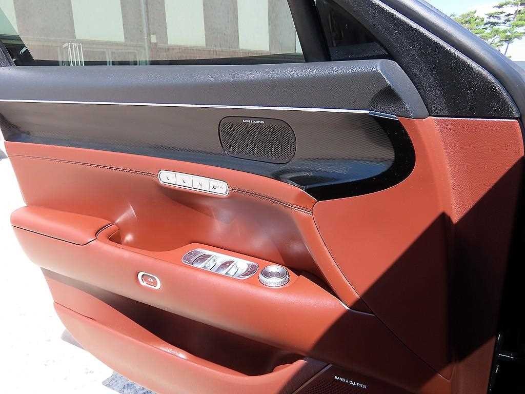 제네시스 G90 G90(RS4) 3.5T GDI e-S/C AWD 이미지 12