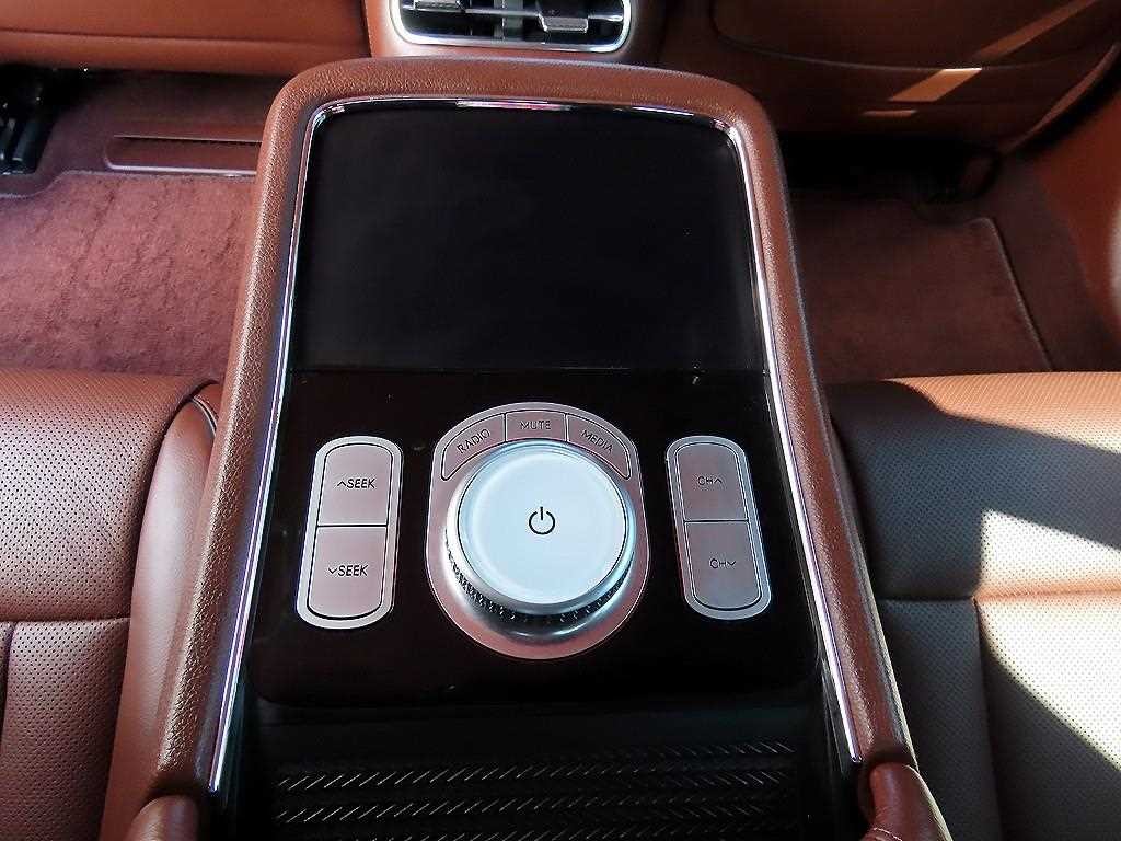 제네시스 G90 G90(RS4) 3.5T GDI e-S/C AWD 이미지 16