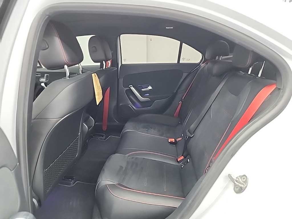 벤츠 A 클래스 A클래스 W177 AMG A35 4MATIC 세단 이미지 12
