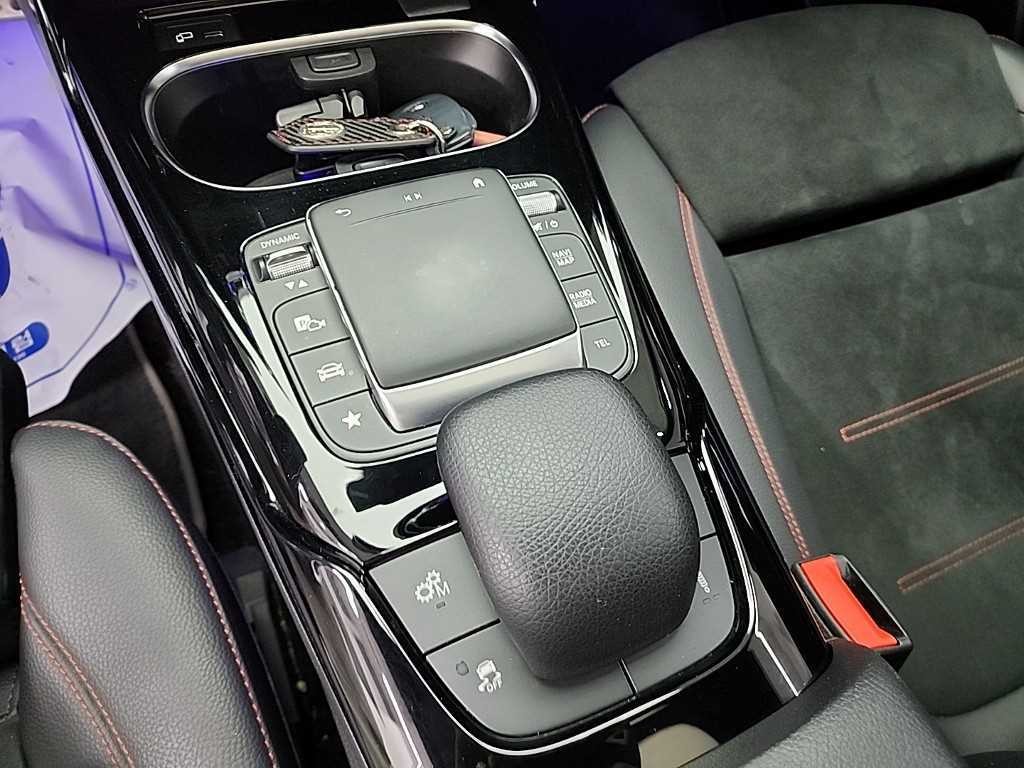 벤츠 A 클래스 A클래스 W177 AMG A35 4MATIC 세단 이미지 16