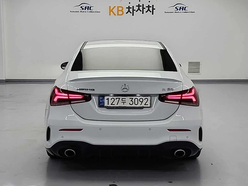 벤츠 A 클래스 A클래스 W177 AMG A35 4MATIC 세단 이미지 3
