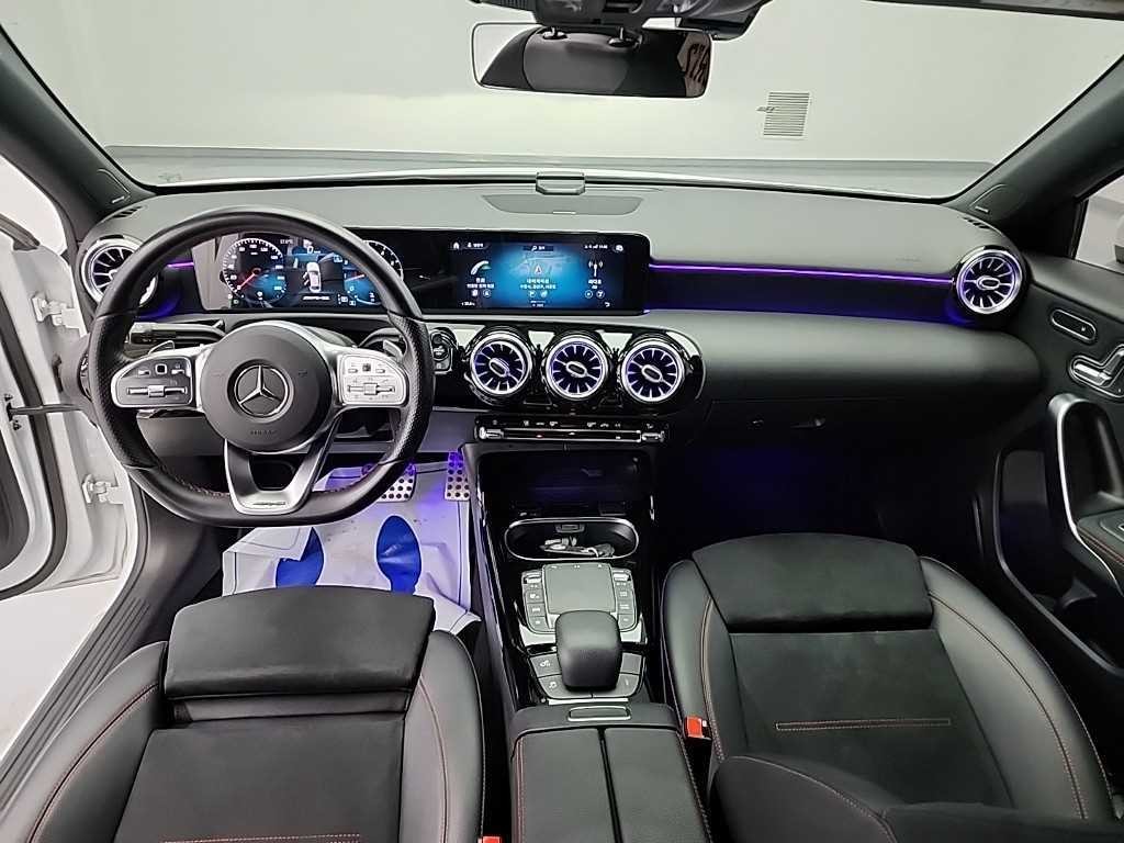 벤츠 A 클래스 A클래스 W177 AMG A35 4MATIC 세단 이미지 7