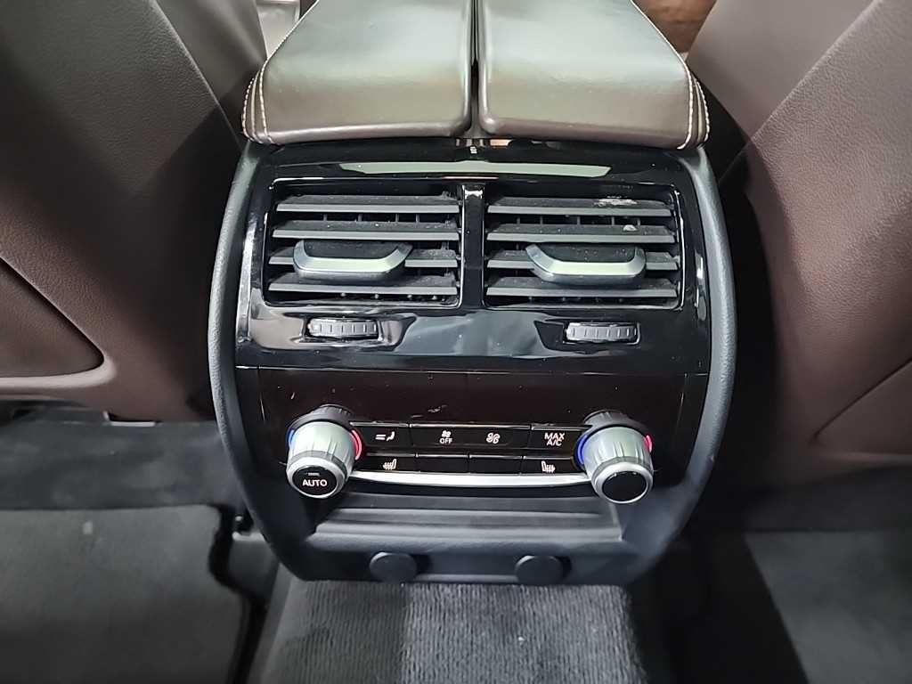 BMW 5시리즈 5시리즈 (G30) 530i xDrive M 스포츠 플러스 이미지 13