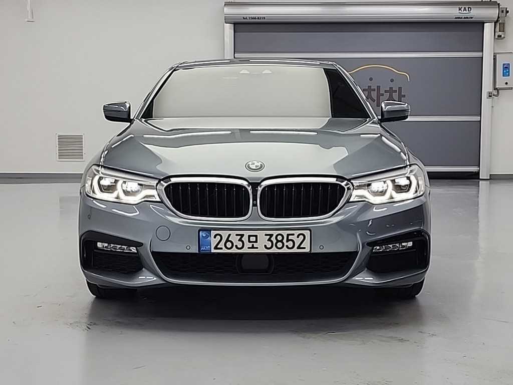 BMW 5시리즈 5시리즈 (G30) 530i xDrive M 스포츠 플러스 이미지 2