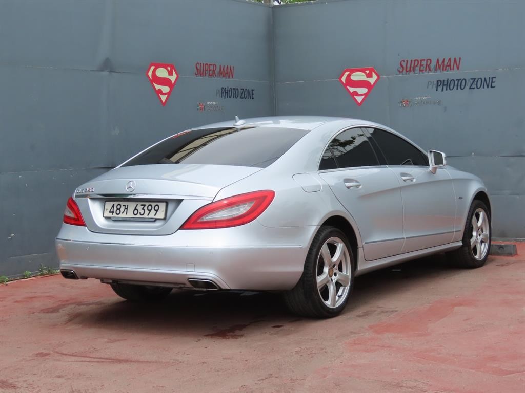 벤츠 CLS 클래스 CLS클래스 W218 CLS 350 블루이피션시 이미지 3