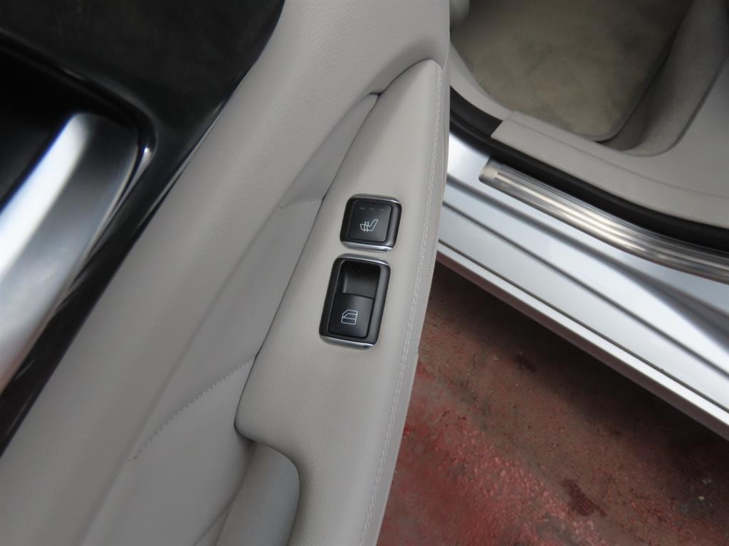 벤츠 CLS 클래스 CLS클래스 W218 CLS 350 블루이피션시 이미지 7