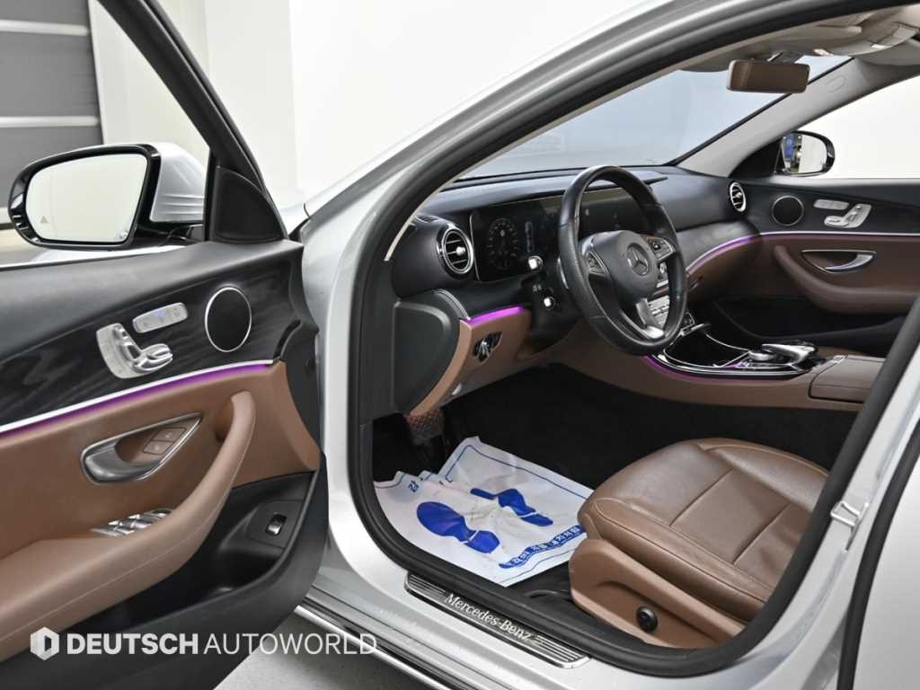 벤츠 E 클래스 E-클래스 W213 E300 아방가르드 이미지 11