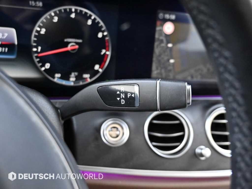 벤츠 E 클래스 E-클래스 W213 E300 아방가르드 이미지 9