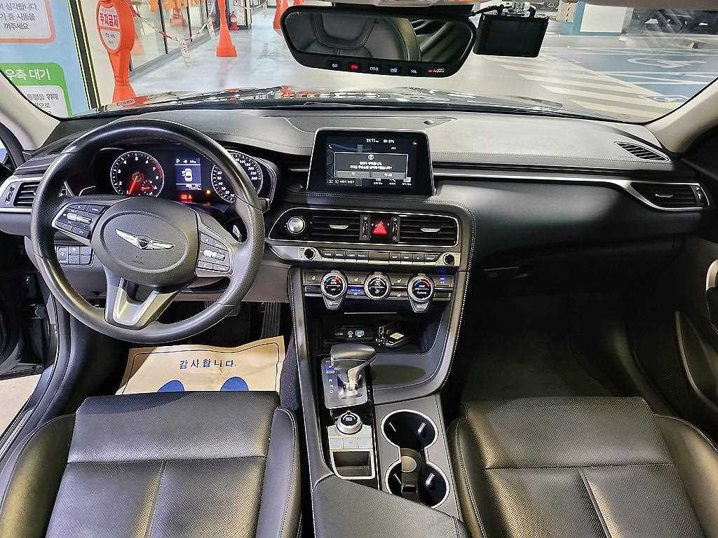 제네시스 G70 2.0T 어드밴스드 이미지 6