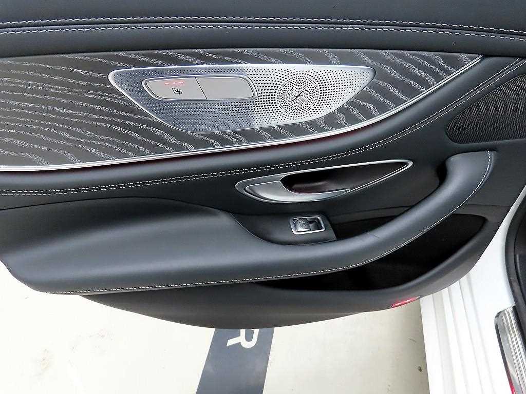 벤츠 AMG GT 4도어 43 4MATIC+ 이미지 12