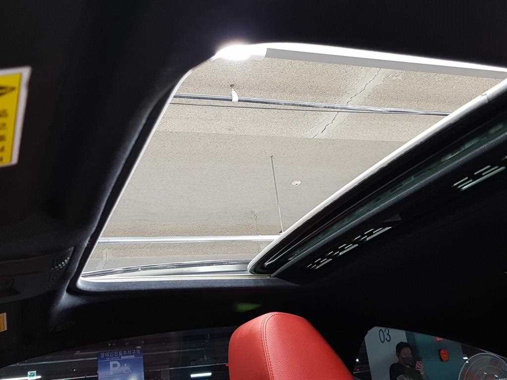 BMW 4시리즈 4시리즈 (F32) 428i 쿠페 M 스포츠 이미지 18
