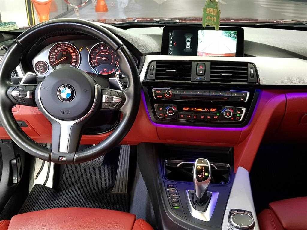 BMW 4시리즈 4시리즈 (F32) 428i 쿠페 M 스포츠 이미지 6