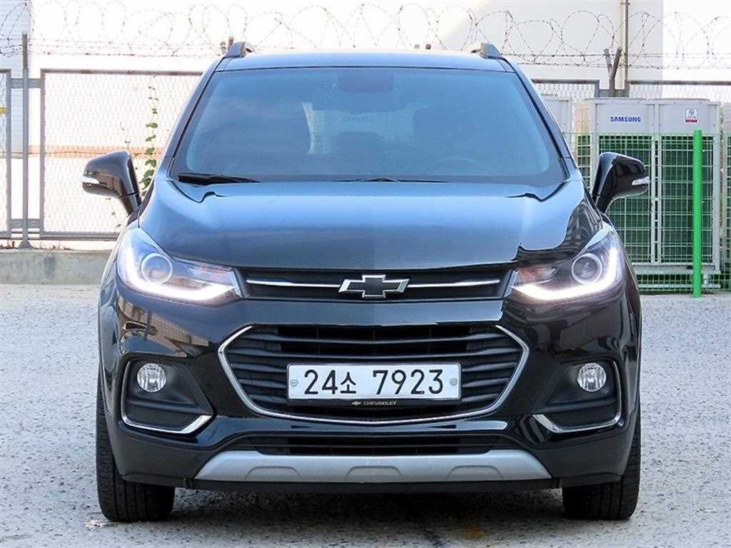쉐보레 트랙스 더뉴트랙스 가솔린 1.4 퍼펙트 블랙 이미지 1