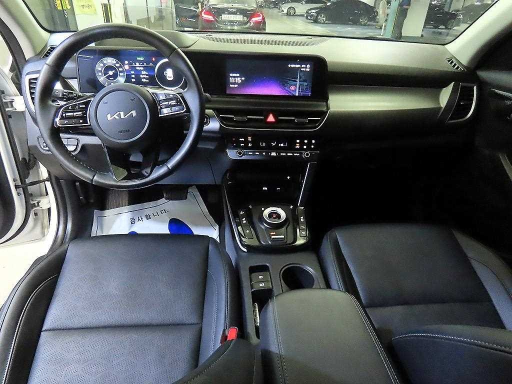 기아 셀토스 더 뉴 셀토스 가솔린 2.0 2WD 프레스티지 이미지 10