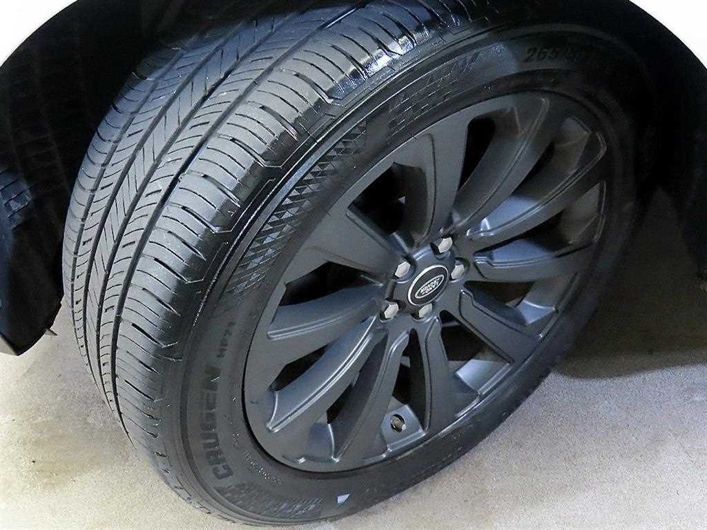 랜드로버 레인지로버 벨라 3.0 P380 R-다이나믹 SE 이미지 20