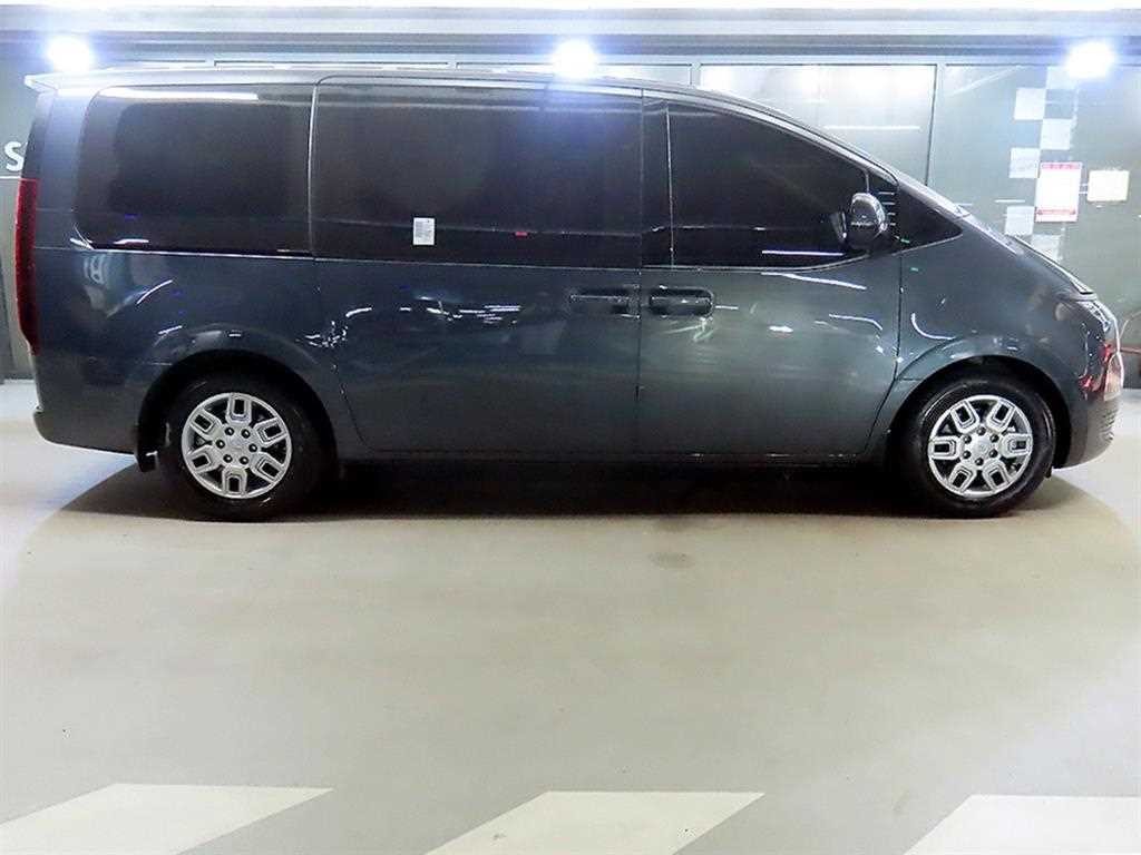 현대 스타리아 2WD 디젤 투어러 모던 11인승 이미지 3
