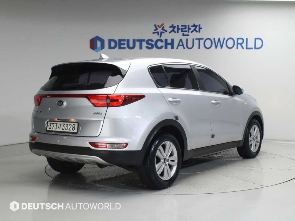 기아 스포티지 스포티지 4세대 (QL) 디젤 2.0 4WD 트렌디 이미지 2