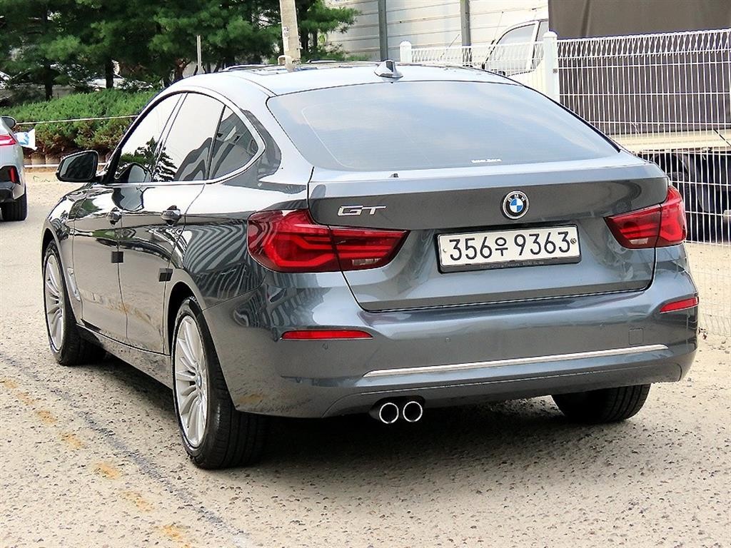 BMW 그란투리스모 3시리즈 GT (F34) GT 320D 럭셔리 이미지 3