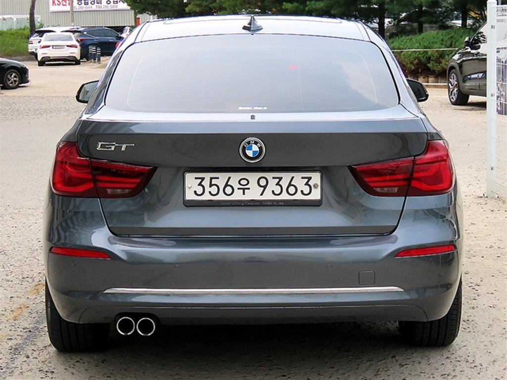 BMW 그란투리스모 3시리즈 GT (F34) GT 320D 럭셔리 이미지 4