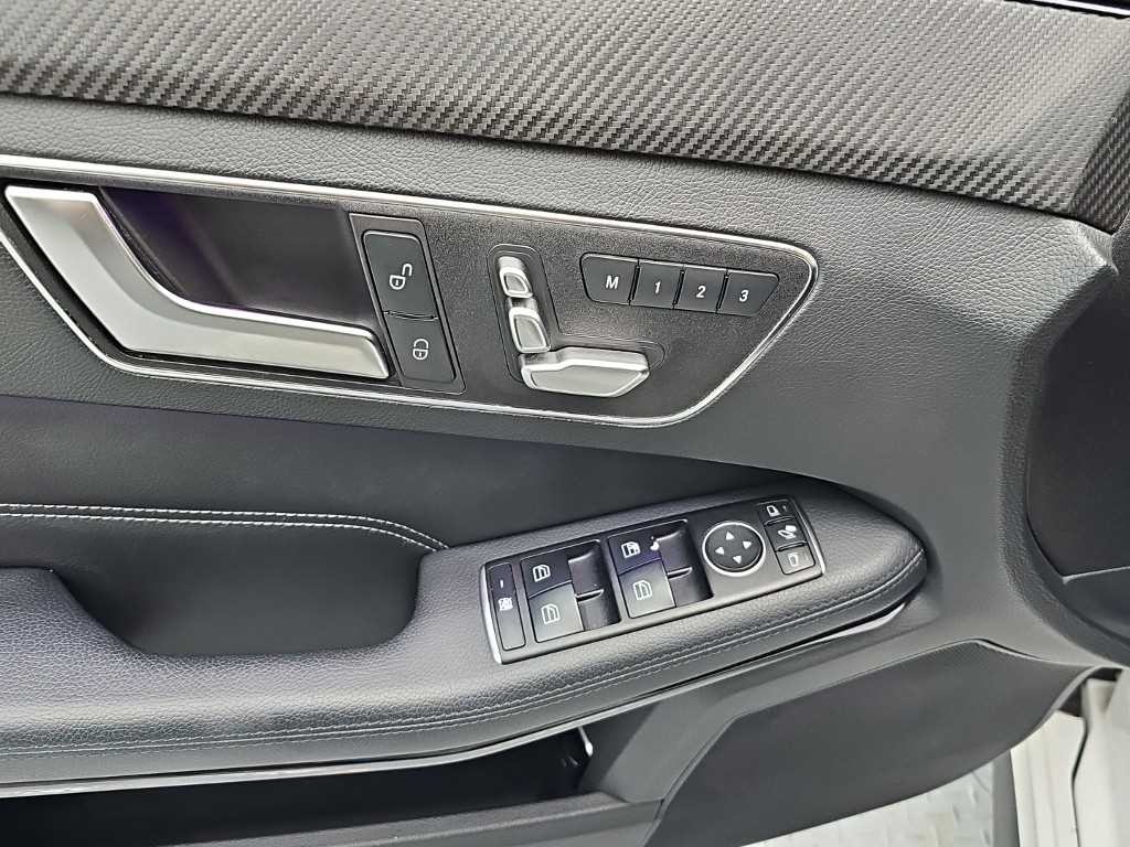 벤츠 E 클래스 E-클래스 W212 E200 아방가르드 이미지 16