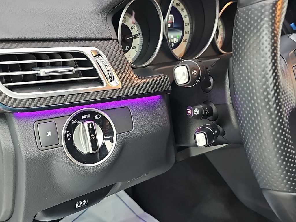벤츠 E 클래스 E-클래스 W212 E200 아방가르드 이미지 17