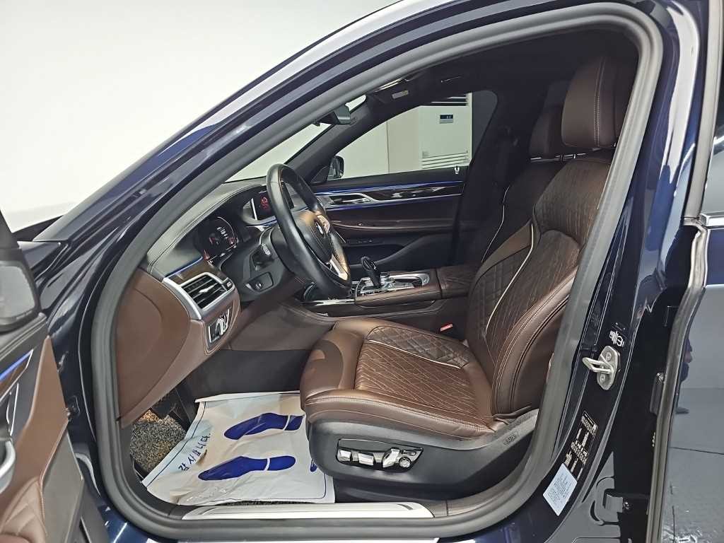 BMW 7시리즈 7시리즈 (G11) 740i 디자인 퓨어 엑설런스 이미지 11