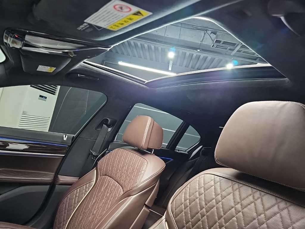 BMW 7시리즈 7시리즈 (G11) 740i 디자인 퓨어 엑설런스 이미지 15