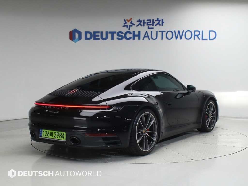 포르쉐 911 911(992) 카레라 S 이미지 2